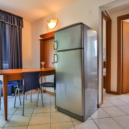 Horizont Курортный комплекс Пула