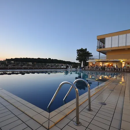 Horizont Semesteranläggning (resort) 2*