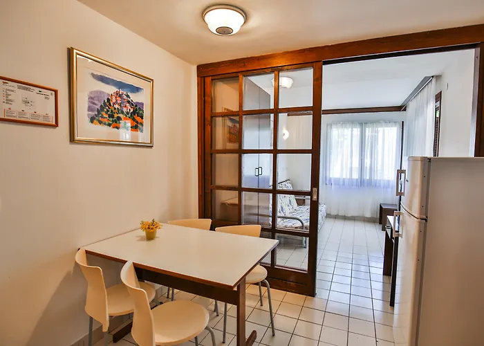 리조트 Horizont 2*