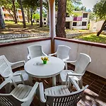 霍里桑特假日酒店 度假村 普拉